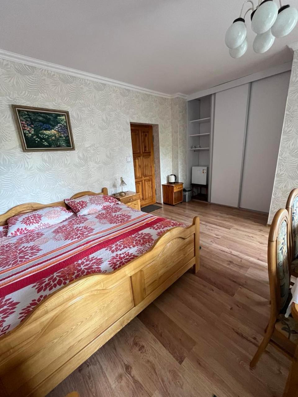 Dom Goscinny Biegun Wałbrzych Exteriér fotografie
