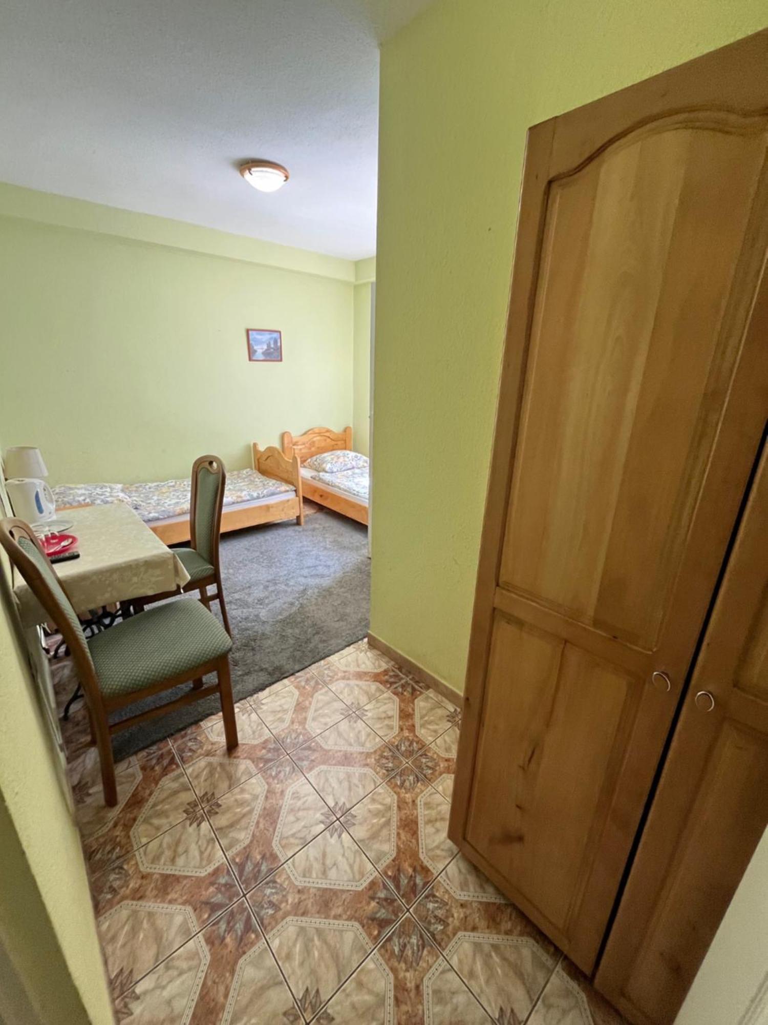 Dom Goscinny Biegun Wałbrzych Exteriér fotografie